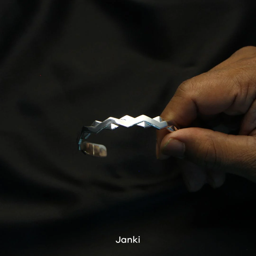 Arrow Bracelet Cuff - Image 4
