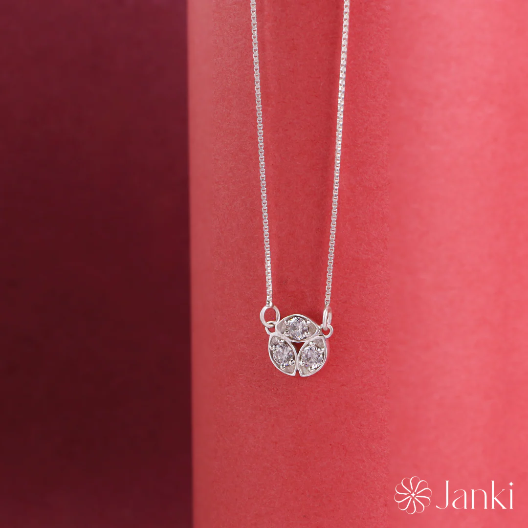 Clover Companion Necklace - Image 2