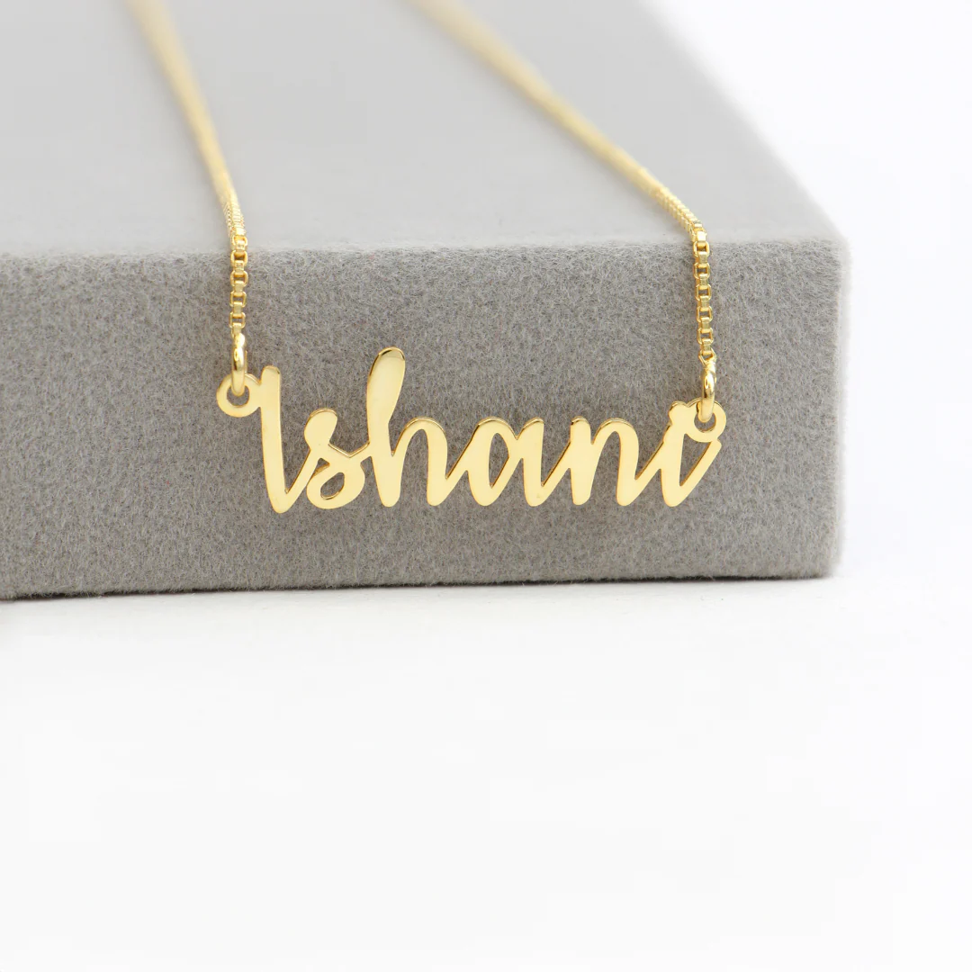 Dazzling Nova Name Necklace - Image 3