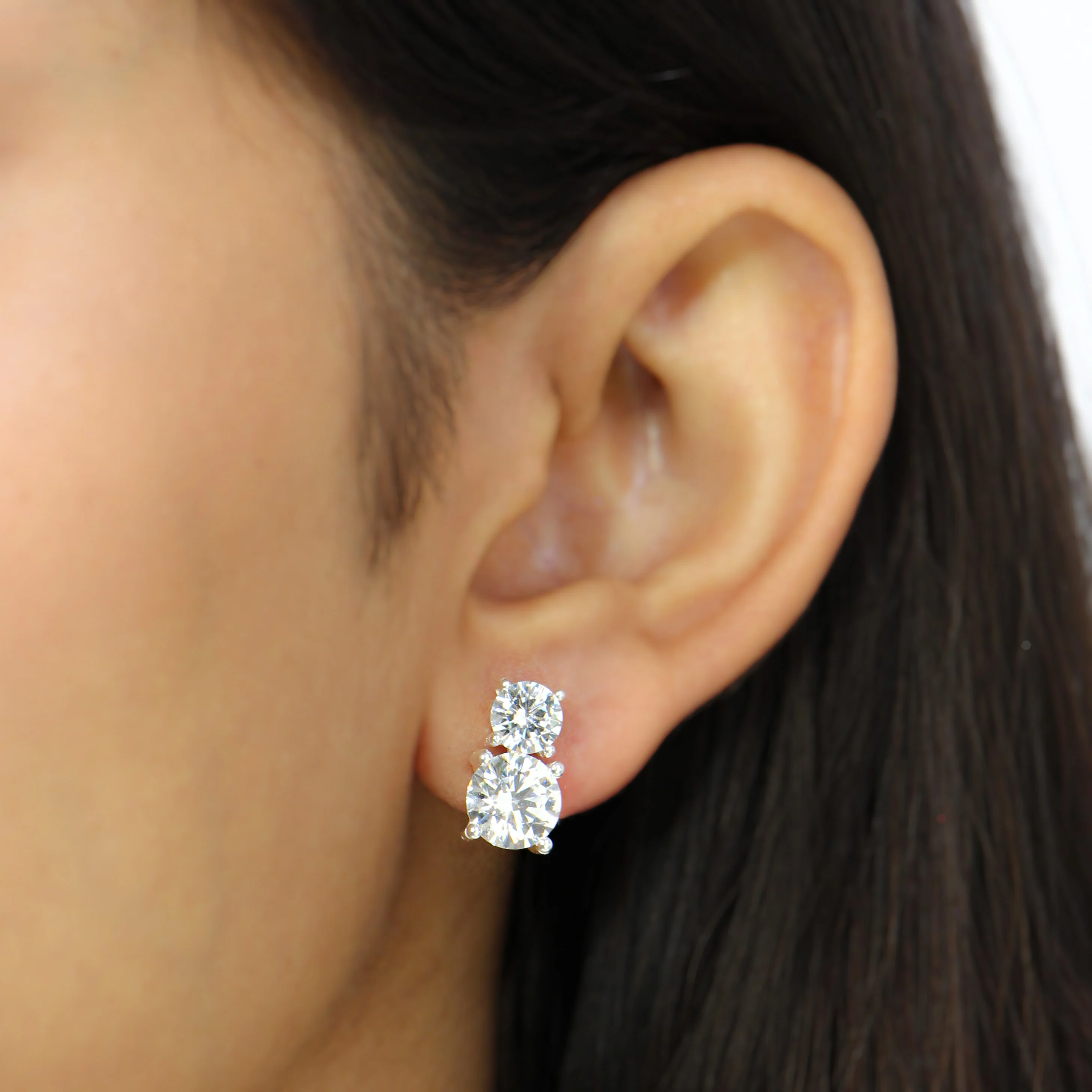 Grand Solitaire Earrings - Image 4