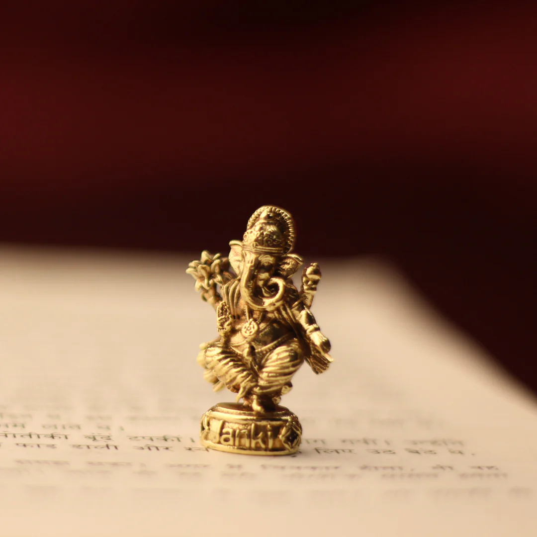 Shri Vinayaka Ganeshji Idol/Murti in Pure Brass - Image 2