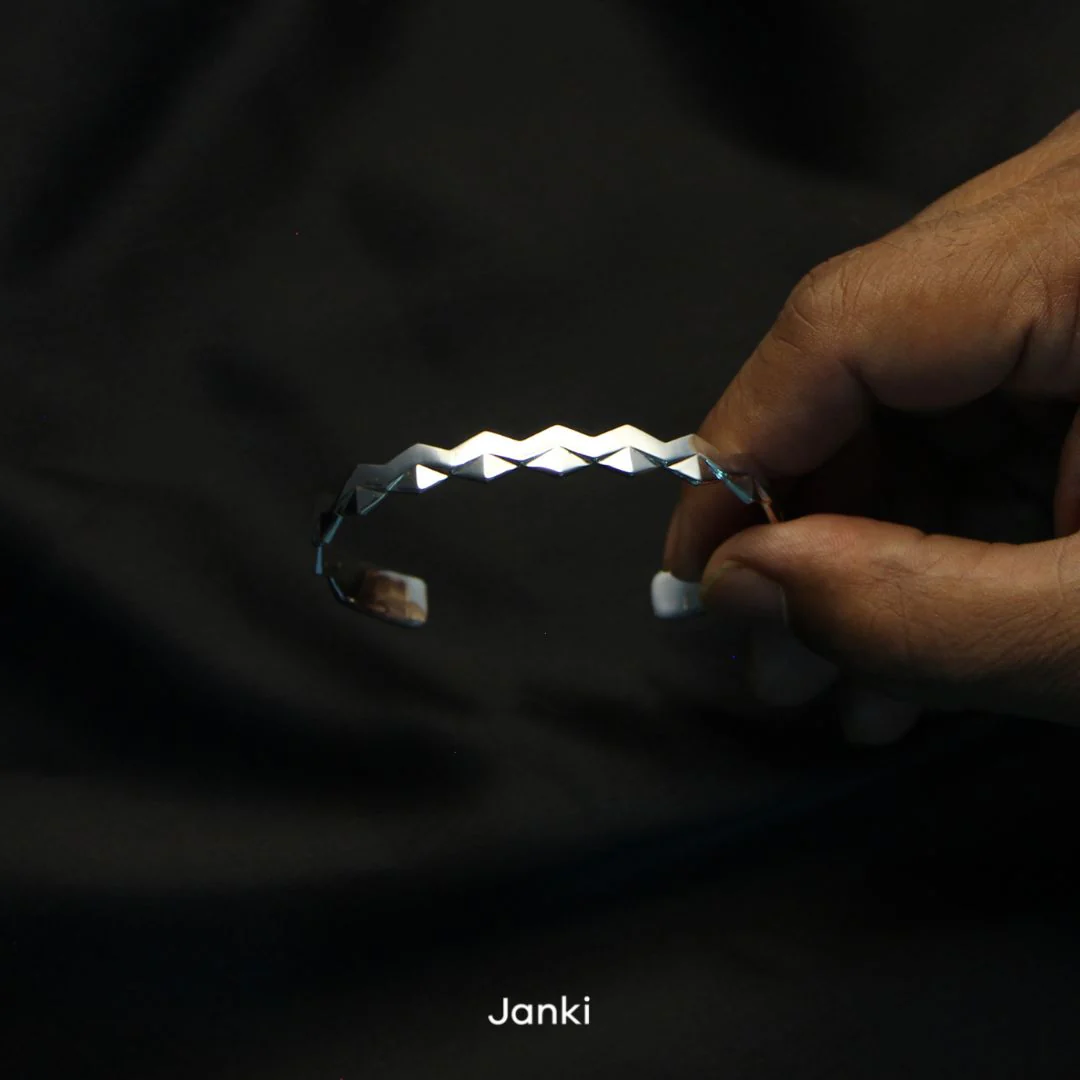 Zig Zag Bracelet Cuff - Image 4